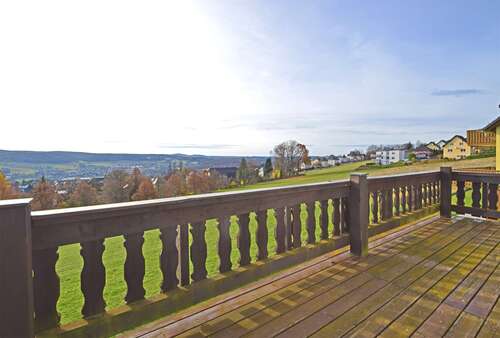 Foto - Wohnung zum Mieten in Lauter-Bernsbach 1.200,00 € 120 m²