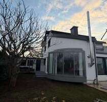 Haus zum Kaufen in Karlsruhe 1.490.000,00 € 253 m²