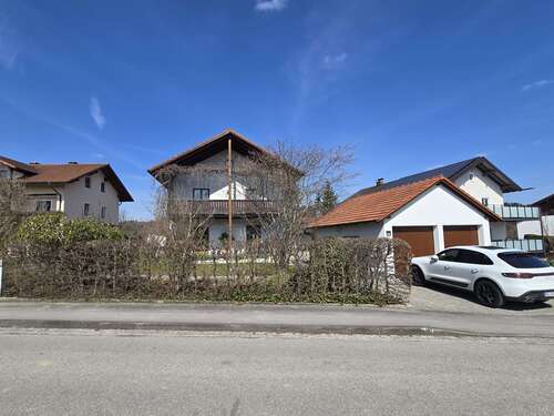 Foto - Haus zum Kaufen in Winhöring 569.000,00 € 225 m²