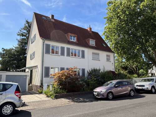 Foto - Haus zum Kaufen in Neu-Isenburg 700.000,00 € 165.71 m²