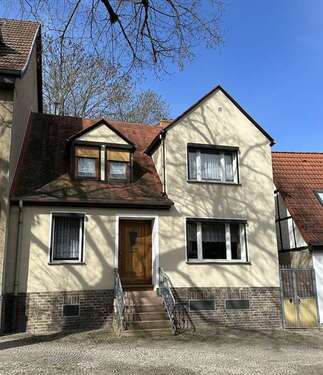 Foto - Haus zum Kaufen in Bernburg 81.500,00 € 92 m²