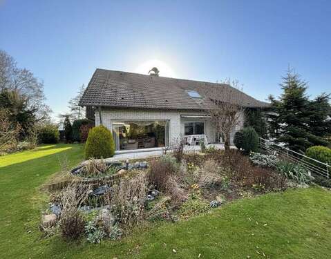 Foto - Haus zum Kaufen in Warstein 295.000,00 € 215 m²