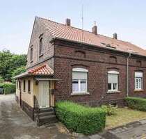 Haus zum Kaufen in Essen 235.000,00 € 135.8 m²