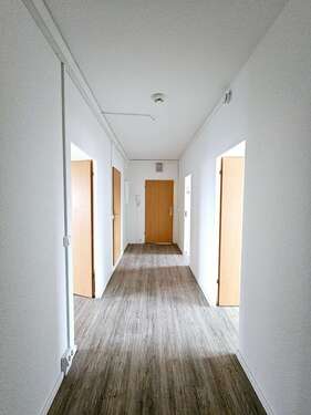 Foto - Wohnung zum Mieten in Zwickau 490,00 € 70.48 m²