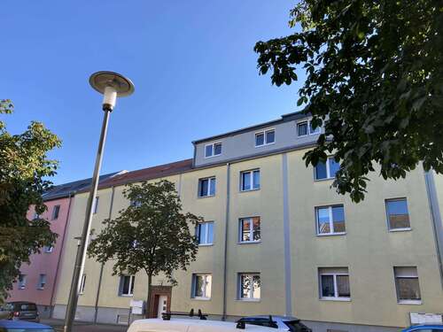 Foto - Wohnung zum Mieten in Dessau 720,00 € 98.31 m²