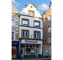 Einzelhandel in Neuss 2.100,00 € 150 m²