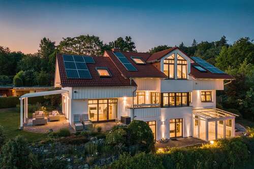 Foto - Haus zum Kaufen in Hameln 950.000,00 € 327 m²