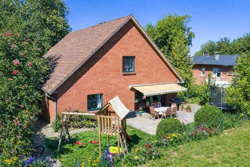 Foto - Haus zum Kaufen in Dassow 395.000,00 € 220 m²