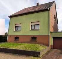 Haus zum Kaufen in Quierschied Göttelborn 95.000,00 € 144.2 m² - Quierschied / Göttelborn