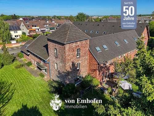 Foto - Haus zum Kaufen in Köln-Widdersdorf 1.425.000,00 € 435 m²