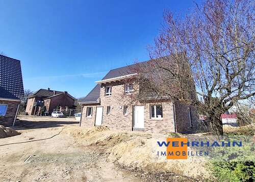 Foto - Haus zum Kaufen in Hoisdorf 649.000,00 € 116.95 m²