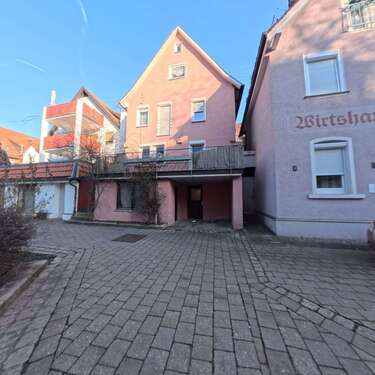 Foto - Haus zum Kaufen in Geislingen 319.000,00 € 285.2 m²