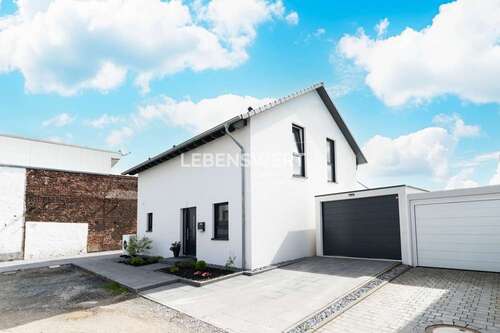 Foto - Haus zum Kaufen in Solingen Höhscheid 635.000,00 € 146.03 m²