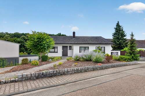 Foto - Haus zum Kaufen in Waghäusel 470.000,00 € 121.9 m²