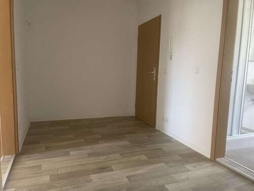 Foto - Wohnung zum Mieten in Wilkau-Haßlau 380,00 € 66 m²