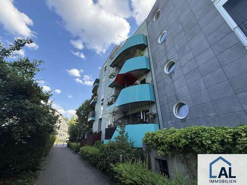 Foto - Haus zum Kaufen in Düsseldorf 1.920.000,00 € 693 m²