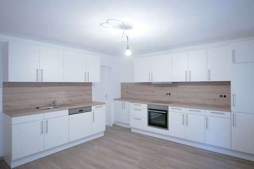 Foto - Wohnung zum Mieten in Schramberg 750,00 € 111 m²