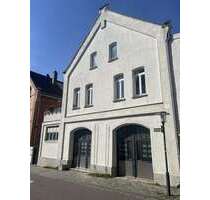 Wohnung zum Kaufen in Ludwigsburg 220.000,00 € 80 m²