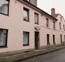 Haus zum Kaufen in Krefeld 360.000,00 € 160.15 m²