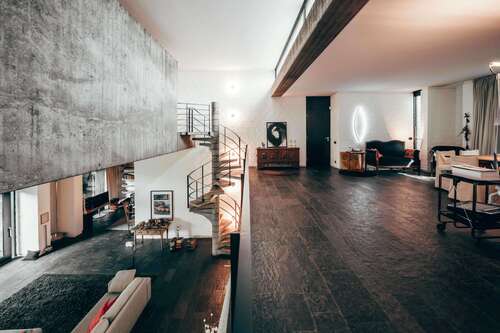 Foto - Haus zum Kaufen in Düsseldorf-Niederkassel 3.800.000,00 € 383 m²