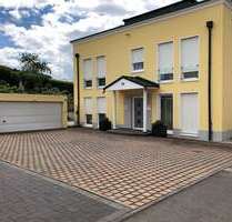 Haus zum Kaufen in Wachtberg 1.145.000,00 € 439 m²