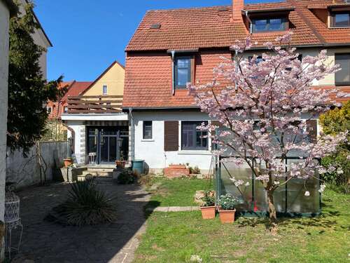 Foto - Haus zum Kaufen in Sondershausen 199.000,00 € 176 m²
