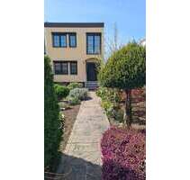 Haus zum Kaufen in Halle 349.000,00 € 133 m²