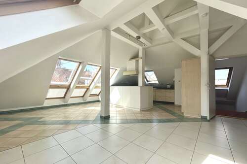 Foto - Wohnung zum Kaufen in Stuttgart 350.000,00 € 104.4 m²