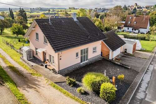 Foto - Haus zum Kaufen in Neuhausen ob Eck Worndorf 569.000,00 € 165 m²