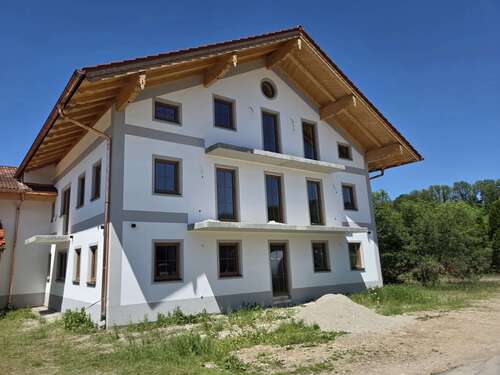 Foto - Wohnung zum Mieten in Halfing 1.500,00 € 125 m²
