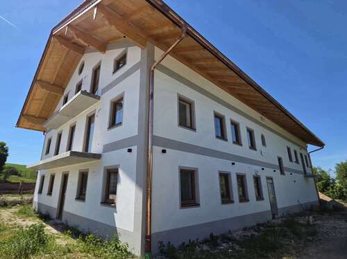 Foto - Wohnung zum Mieten in Halfing 940,00 € 67 m²
