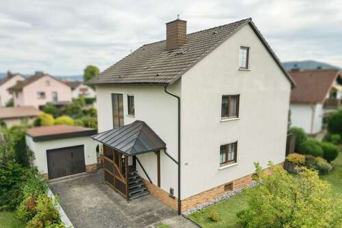Foto - Haus zum Kaufen in Neustadt bei Coburg 245.000,00 € 166 m²
