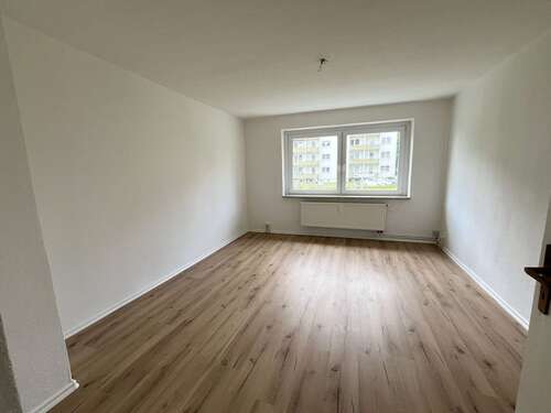Foto - Wohnung zum Mieten in Hainichen 300,00 € 57.3 m²