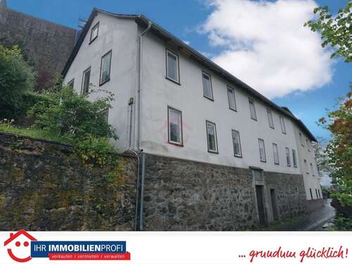 Foto - Haus zum Kaufen in Dillenburg 169.000,00 € 227 m²