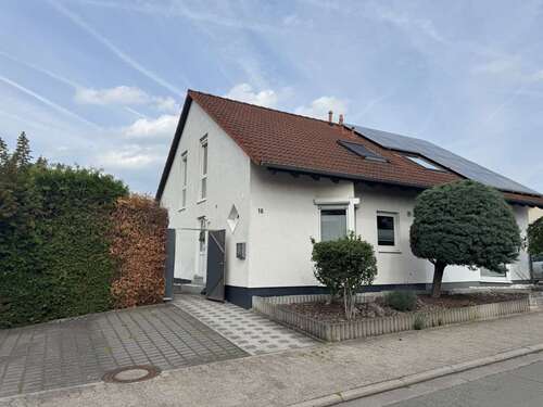 Foto - Haus zum Kaufen in Dittelsheim-Heßloch 330.000,00 € 128.8 m²