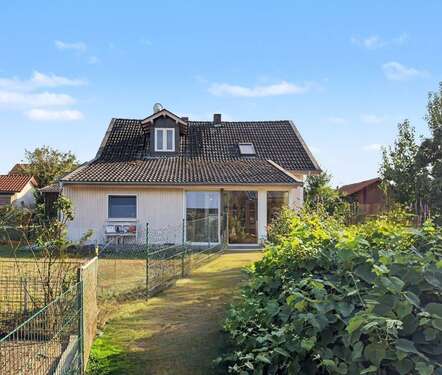 Foto - Haus zum Kaufen in Osterhofen 330.000,00 € 120 m²