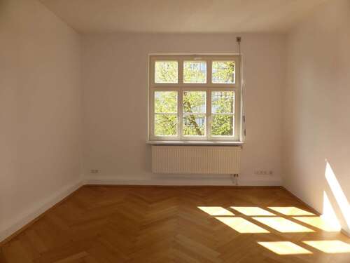Foto - Wohnung zum Mieten in Leipzig 680,59 € 75.37 m²