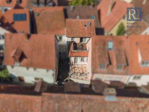 Foto - Haus zum Kaufen in Frickenhausen am Main 149.000,00 € 130 m²