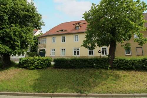Foto - Haus zum Kaufen in Eckartsberga 45.000,00 € 202.29 m²