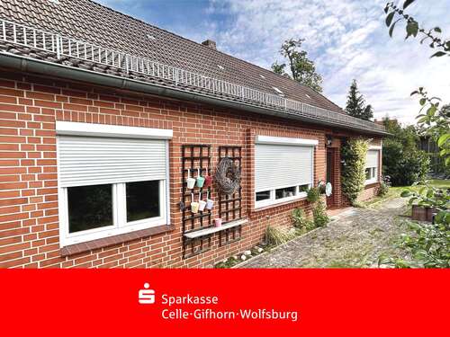 Foto - Haus zum Kaufen in Lachendorf 230.000,00 € 120 m²