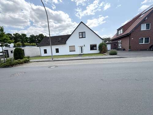 Foto - Haus zum Kaufen in Lippstadt-Cappel 310.000,00 € 150 m²