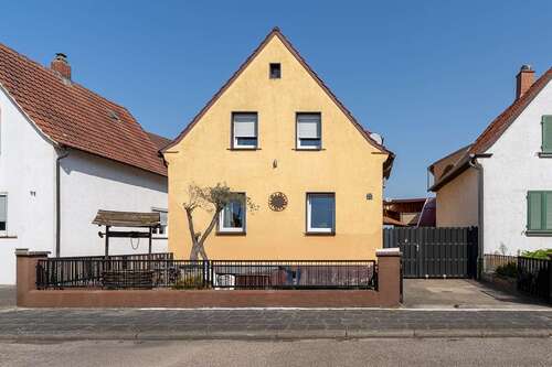 Foto - Haus zum Kaufen in Haßloch 449.000,00 € 193.78 m²
