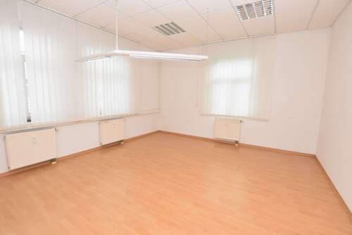 Foto - Büro in Chemnitz 1.225,00 € 245.29 m²