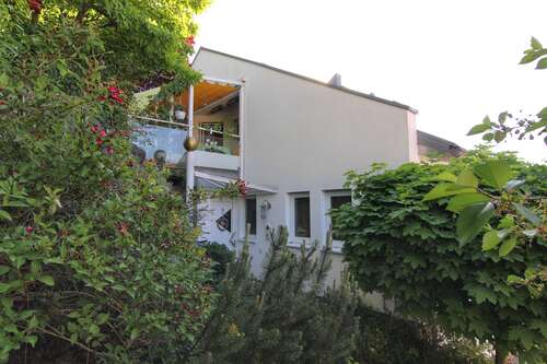 Foto - Haus zum Kaufen in Stuttgart 1.050.000,00 € 255 m²