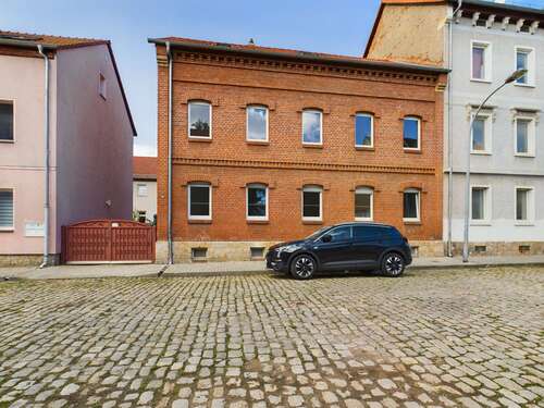 Foto - Haus zum Kaufen in Weißenfels 150.000,00 € 168 m²