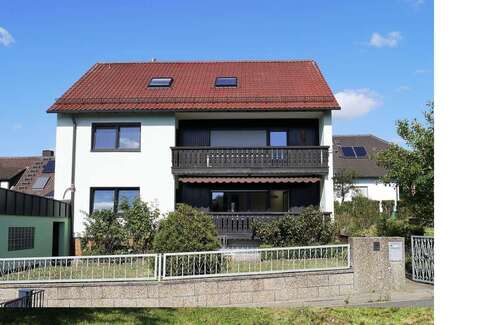 Foto - Haus zum Kaufen in Langenzenn 520.000,00 € 211 m²