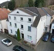 Haus zum Kaufen in Beverungen 99.000,00 € 285 m²