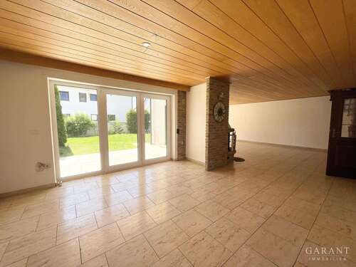 Foto - Haus zum Mieten in Neu-Ulm 2.450,00 € 213 m²