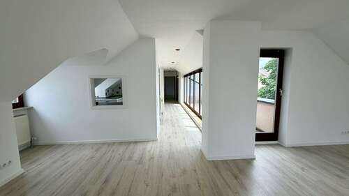 Foto - Wohnung zum Mieten in Erlangen 1.300,00 € 97.98 m²