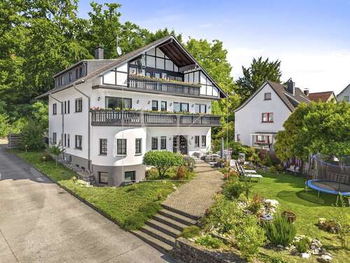 Foto - Haus zum Kaufen in Leichlingen (Rheinland) 1.695.000,00 € 636 m²